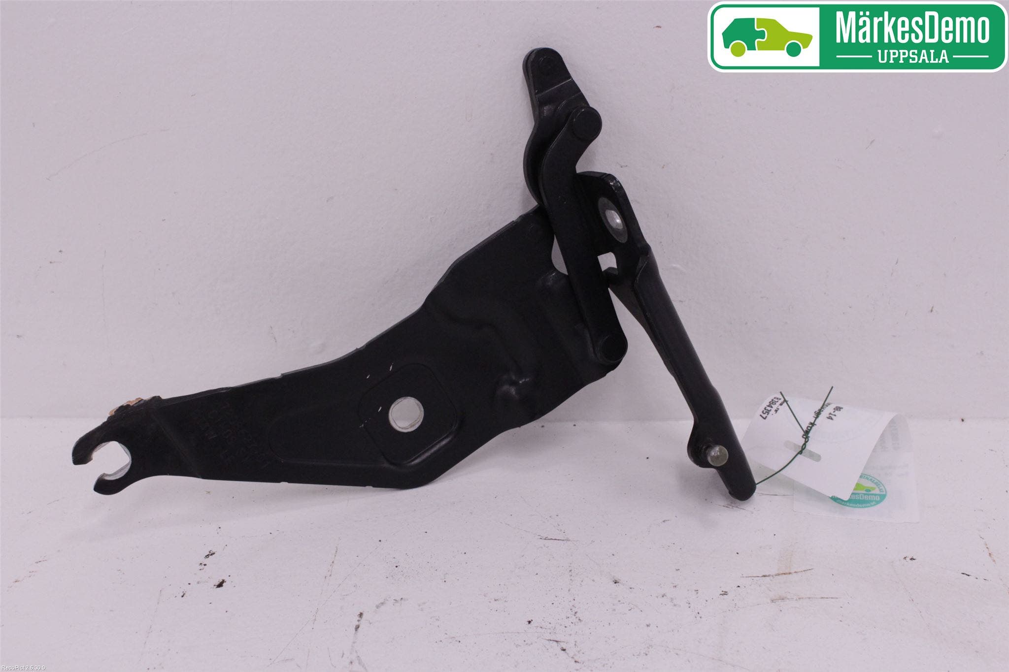 BMW X6 E71/E72 08-14 Huvgångjärn