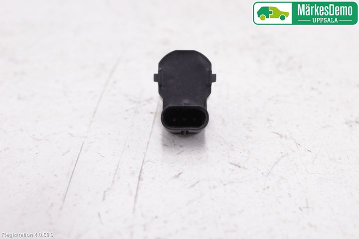 BMW 5 F10/F11/F18 09-17 Parkeringshjälp Frontsensor