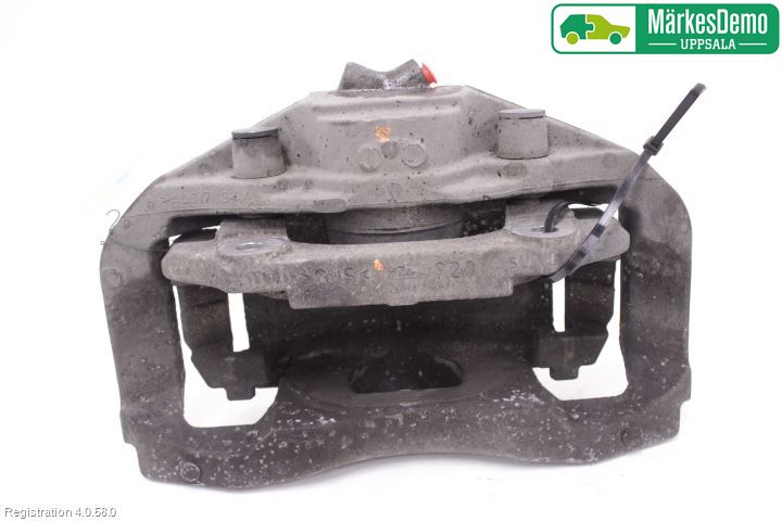 BMW 6 F12/F13 10-18 Bromsok Fram Vänster