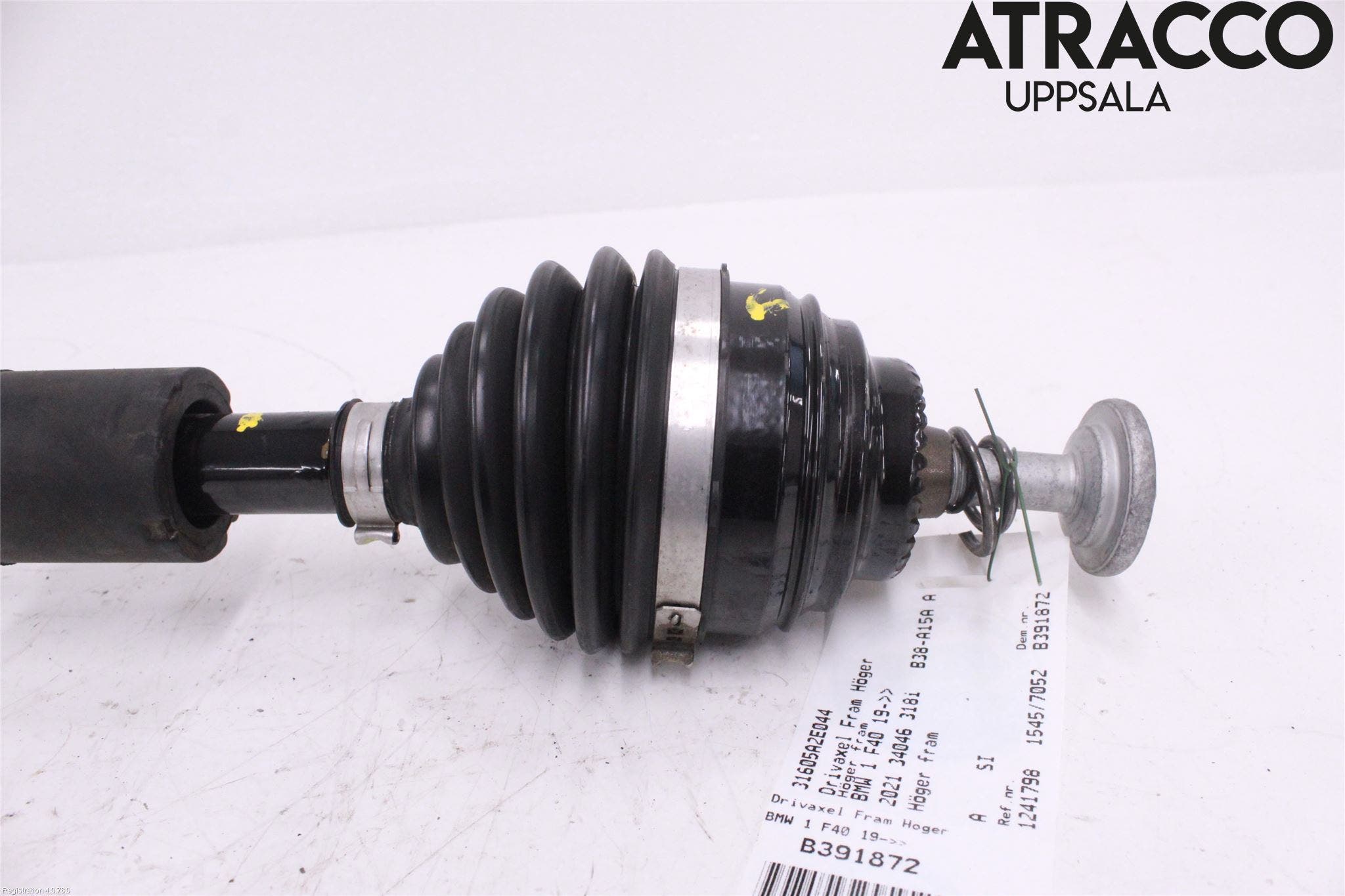 BMW 1 F40 19- Drivaxel Fram Höger