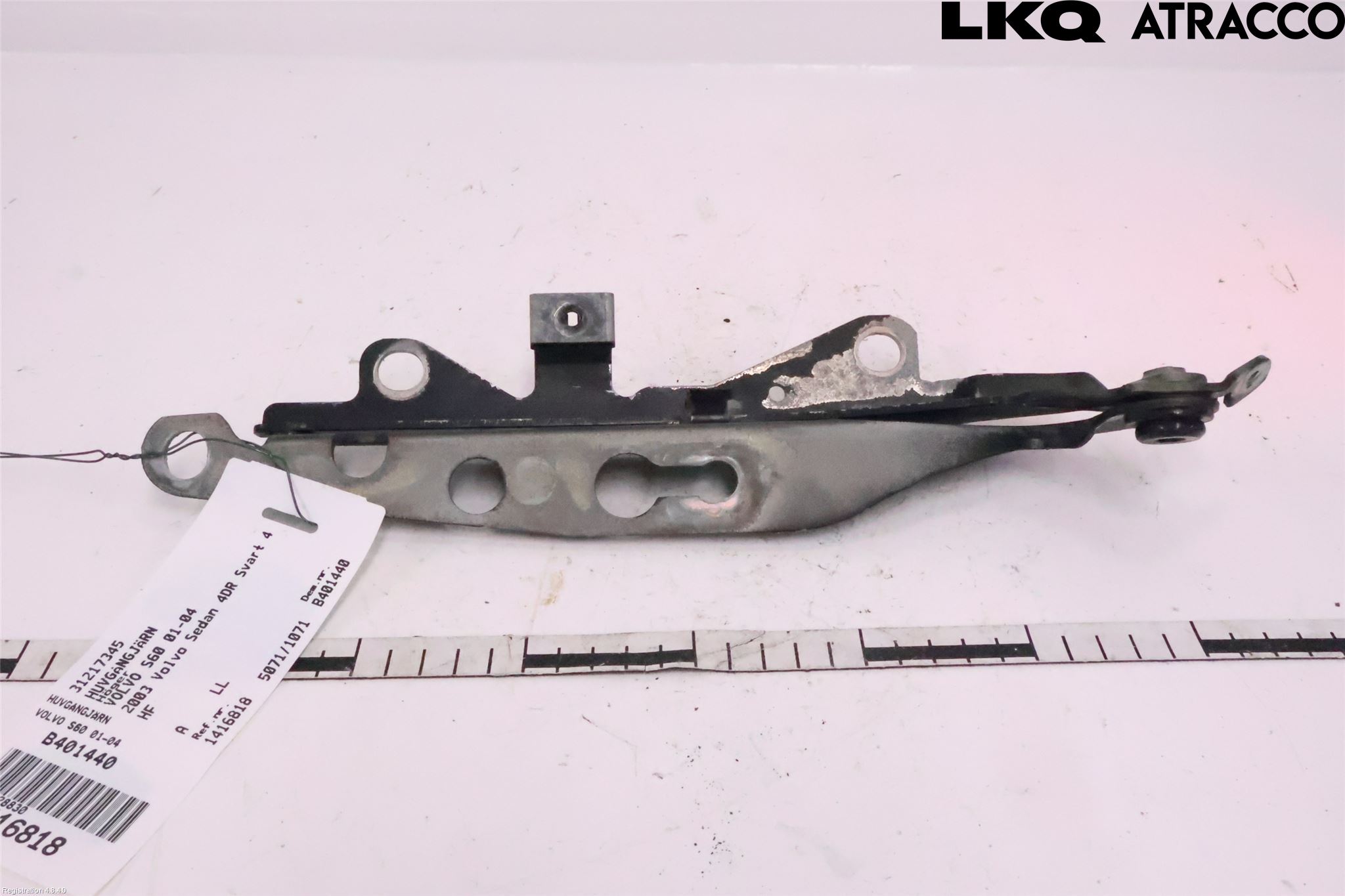 Volvo S60 01-04 Huvgångjärn