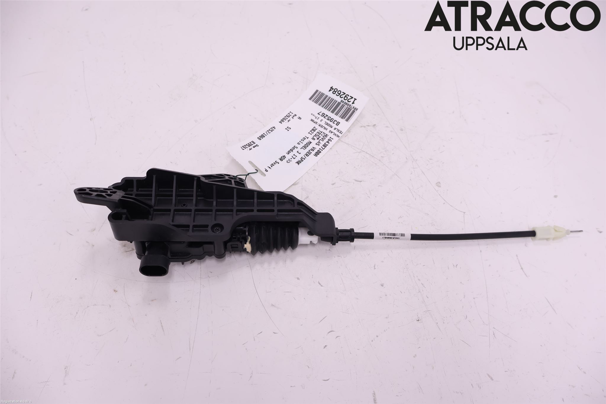 Tesla MODEL 3 17- Huvlås Wire-Spak