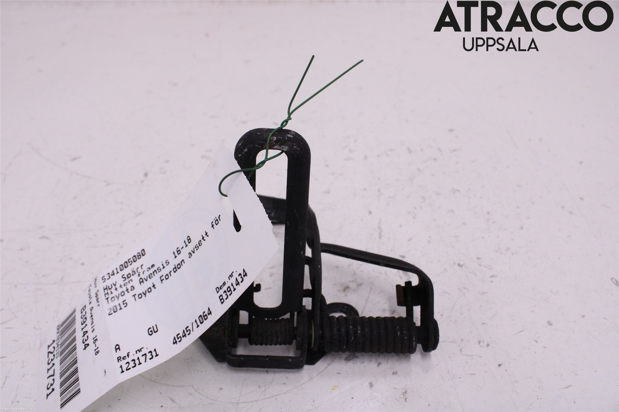 Toyota AVENSIS 16-18 Huv Spärr