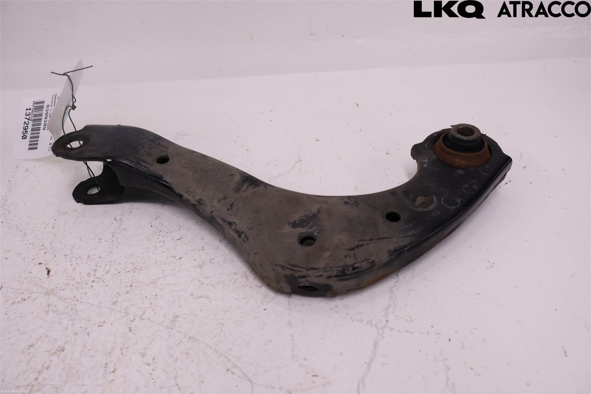 Toyota C-HR 16-23 Bärarm Bak Övre Höger