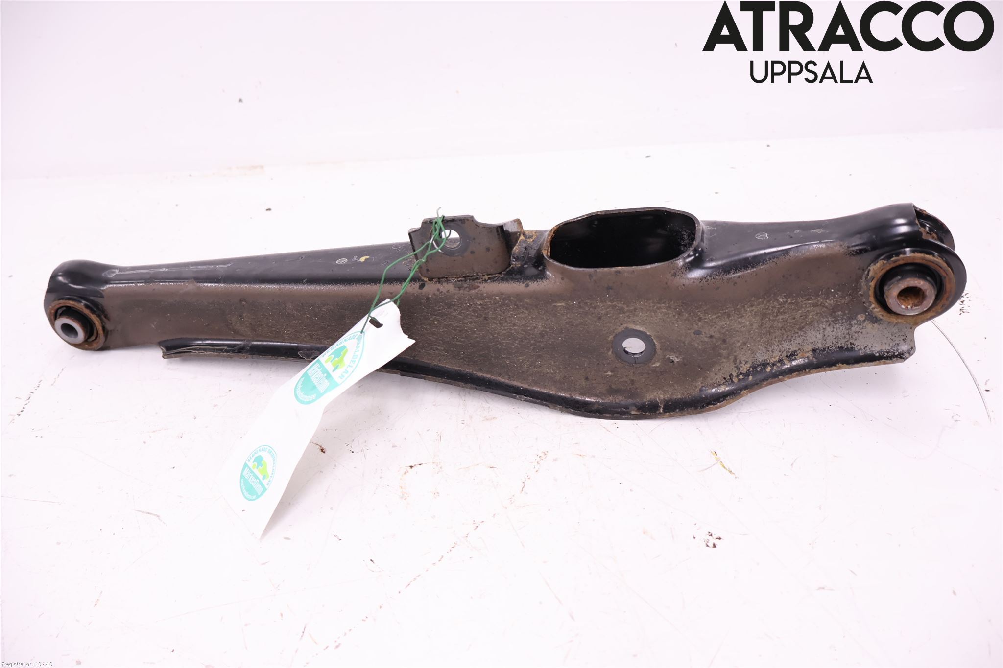 Mitsubishi ECLIPS CROSS Bärarm Bak Vänster