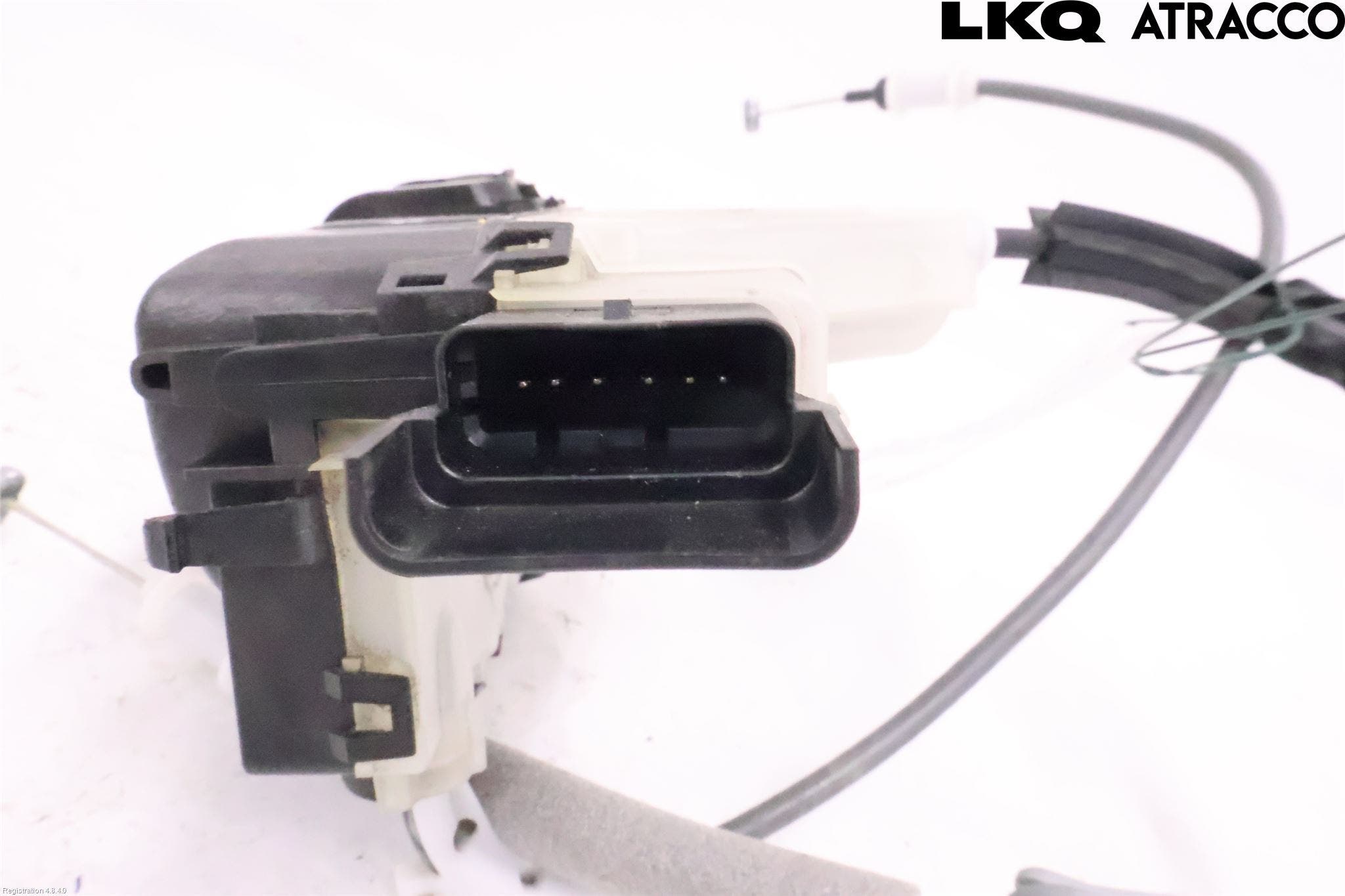 Peugeot 3008 17-24 Låskista-Dörrlås