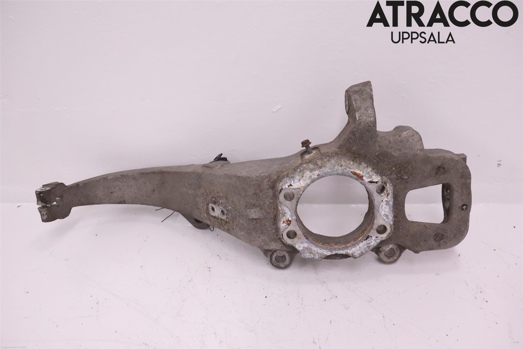 Infiniti FX35/FX45 Styrspindel Lagerhus Vä