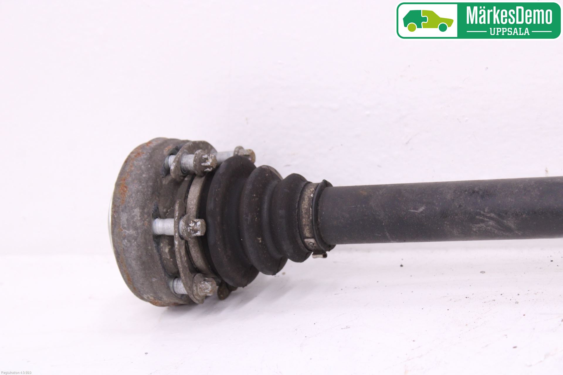 BMW X6 E71/E72   08-14 Drivaxel Bak Höger