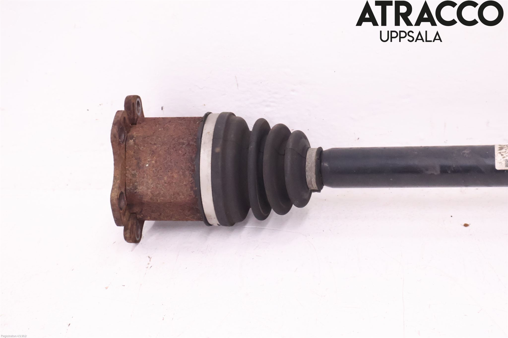 Audi A8/S8 4E  02-09 Drivaxel Fram Höger