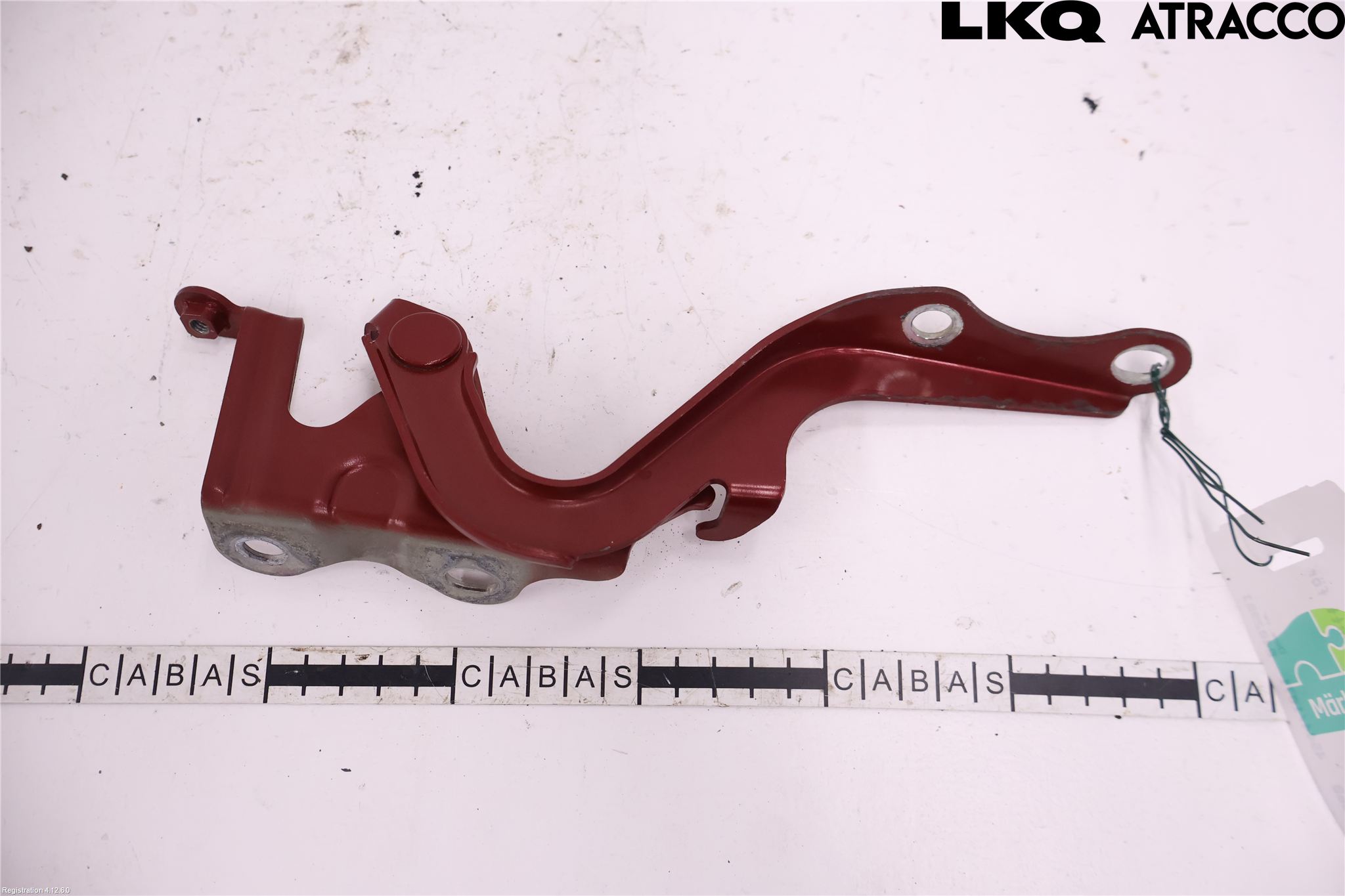 Toyota VERSO 09-18 Huvgångjärn