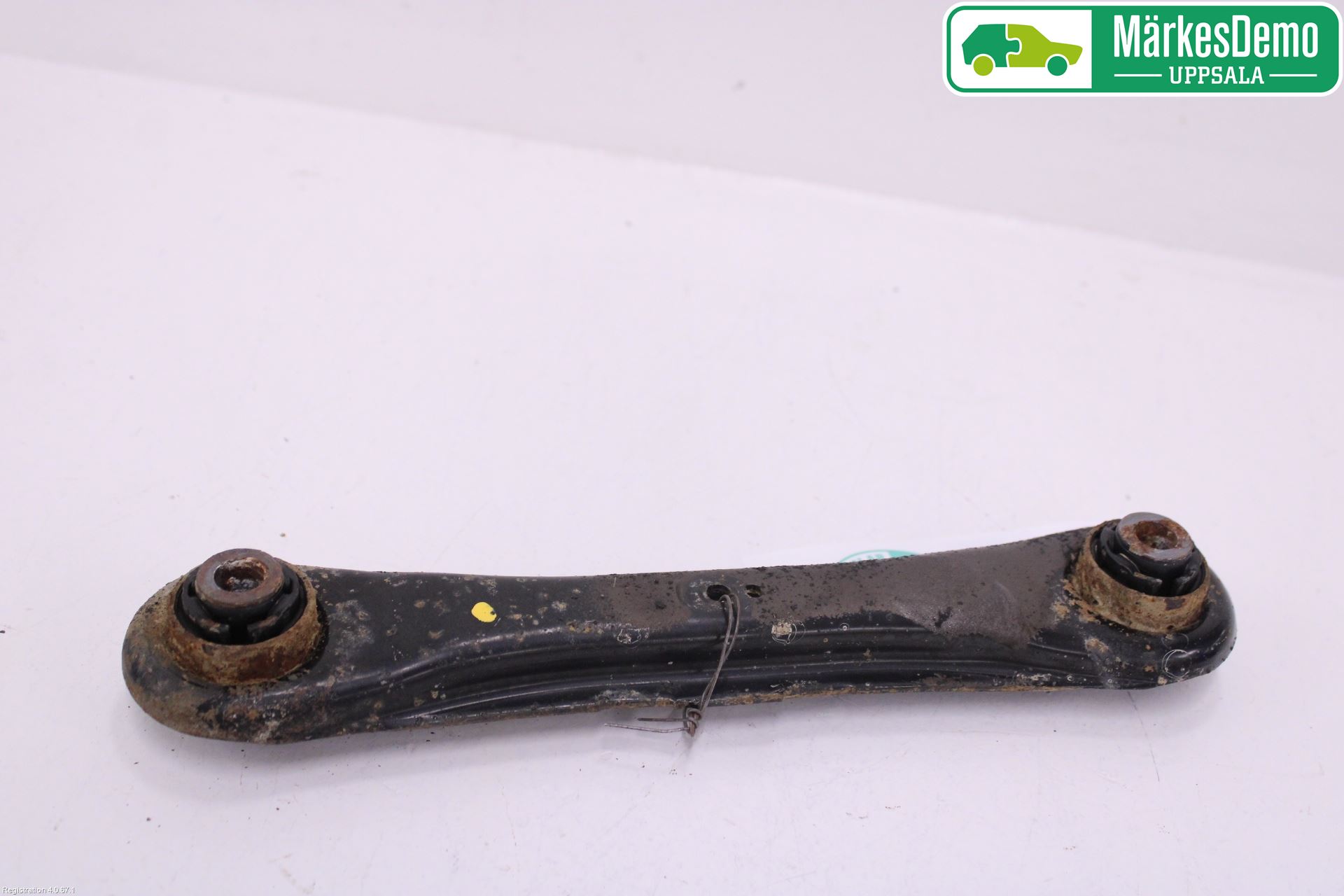 Mitsubishi OUTLANDER 13-21 Bärarm Bak Höger