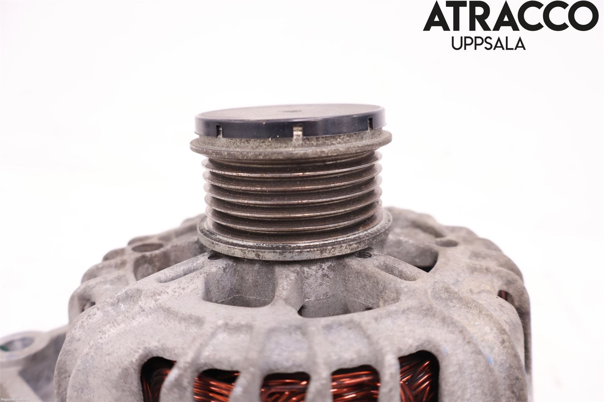 Opel ASTRA J 10-15 Generator