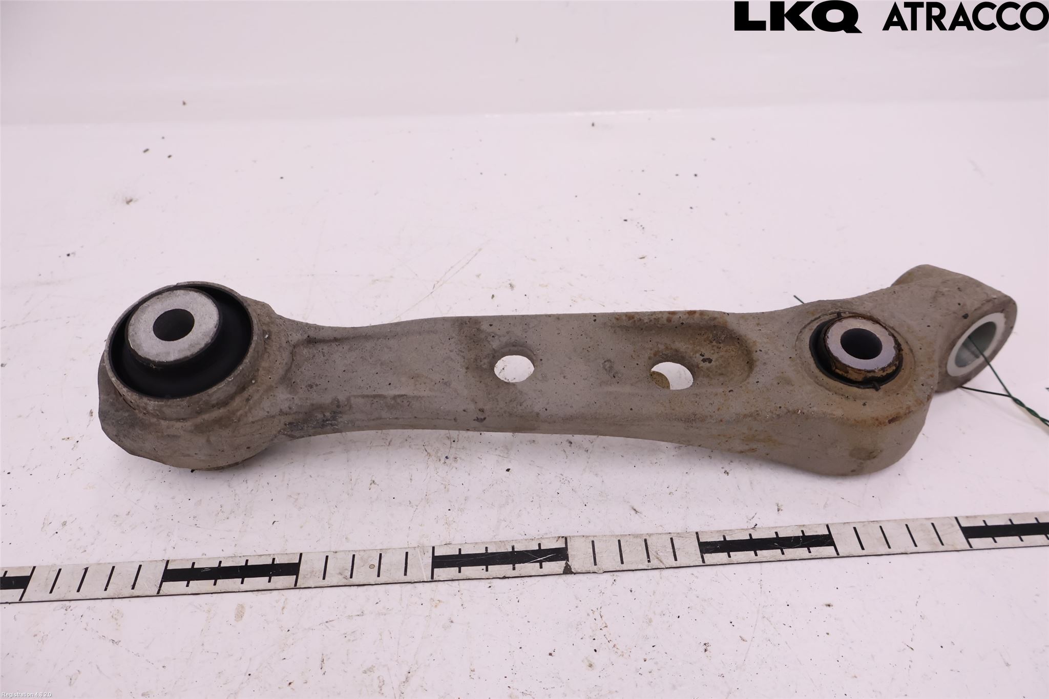 BMW 5 F10/F11/F18 09-17 Bärarm Fram Undre Vä