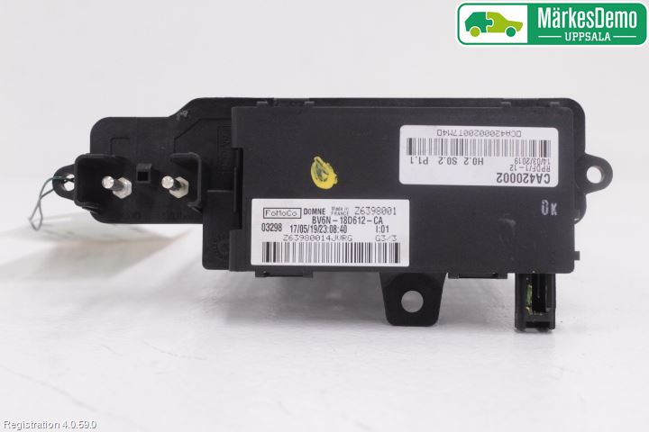 Ford TRANSIT/TOURNEO CONNECT 13-22 Värme Cellpaket