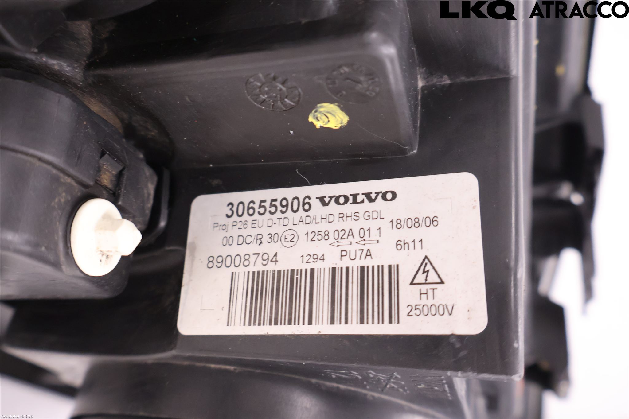 Volvo V70 00-04 Strålkastare Höger