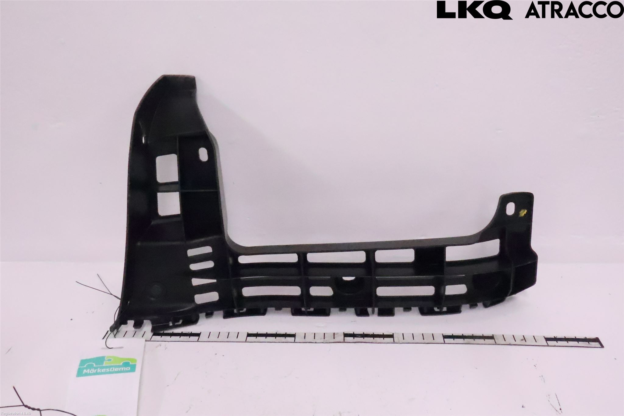Volkswagen VW CADDY 16-20 Stötfångarfäste Bak Hö