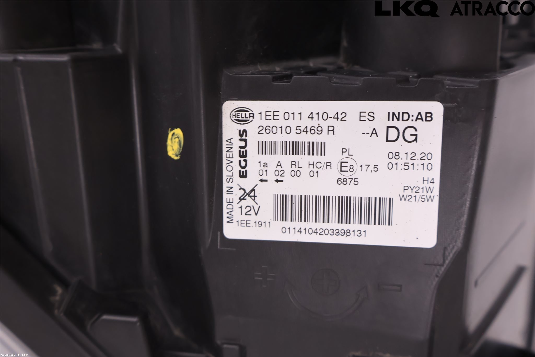 Nissan NV300 16-22 Strålkastare Höger