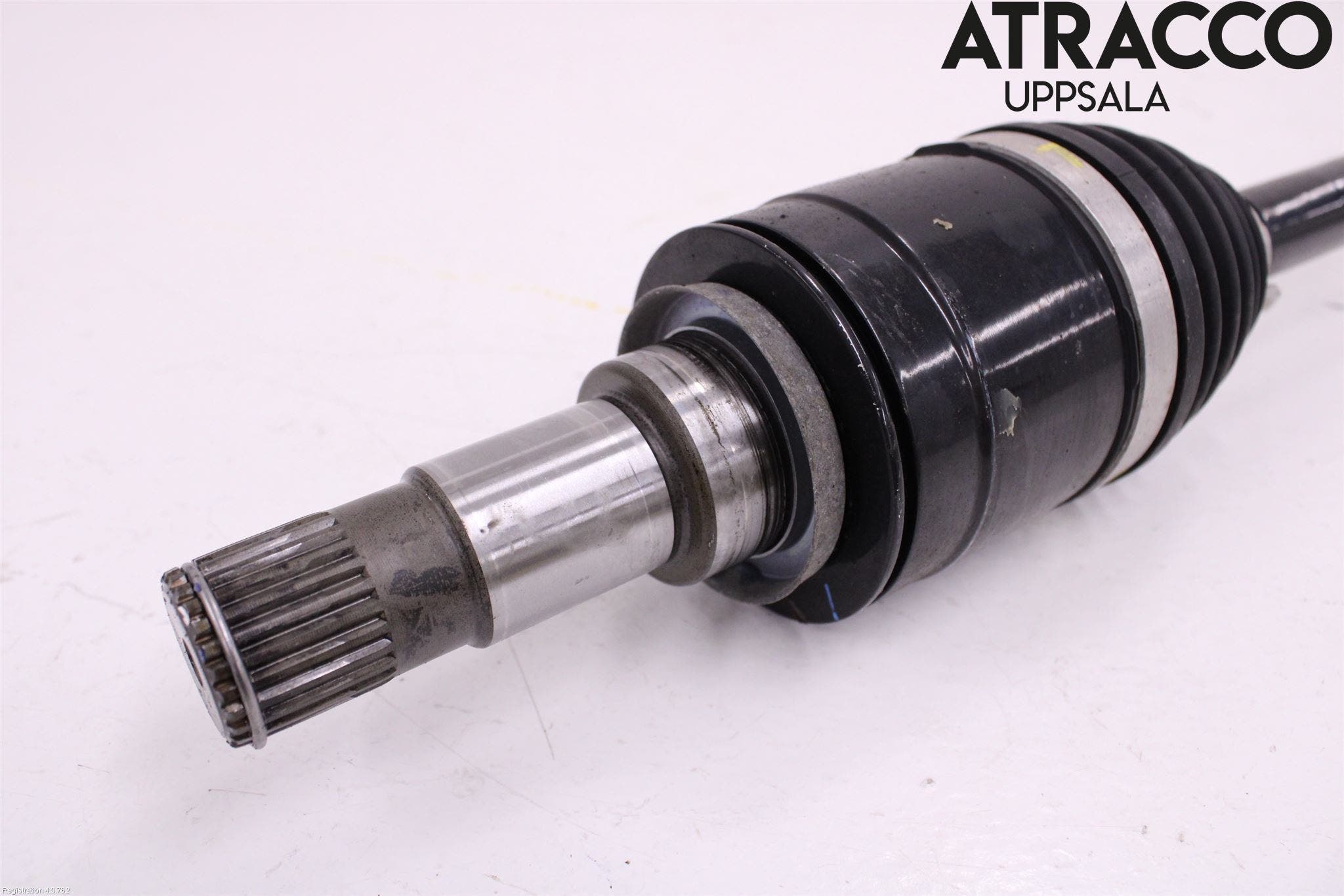 BMW X1 F48 15-22 Drivaxel Bak Höger