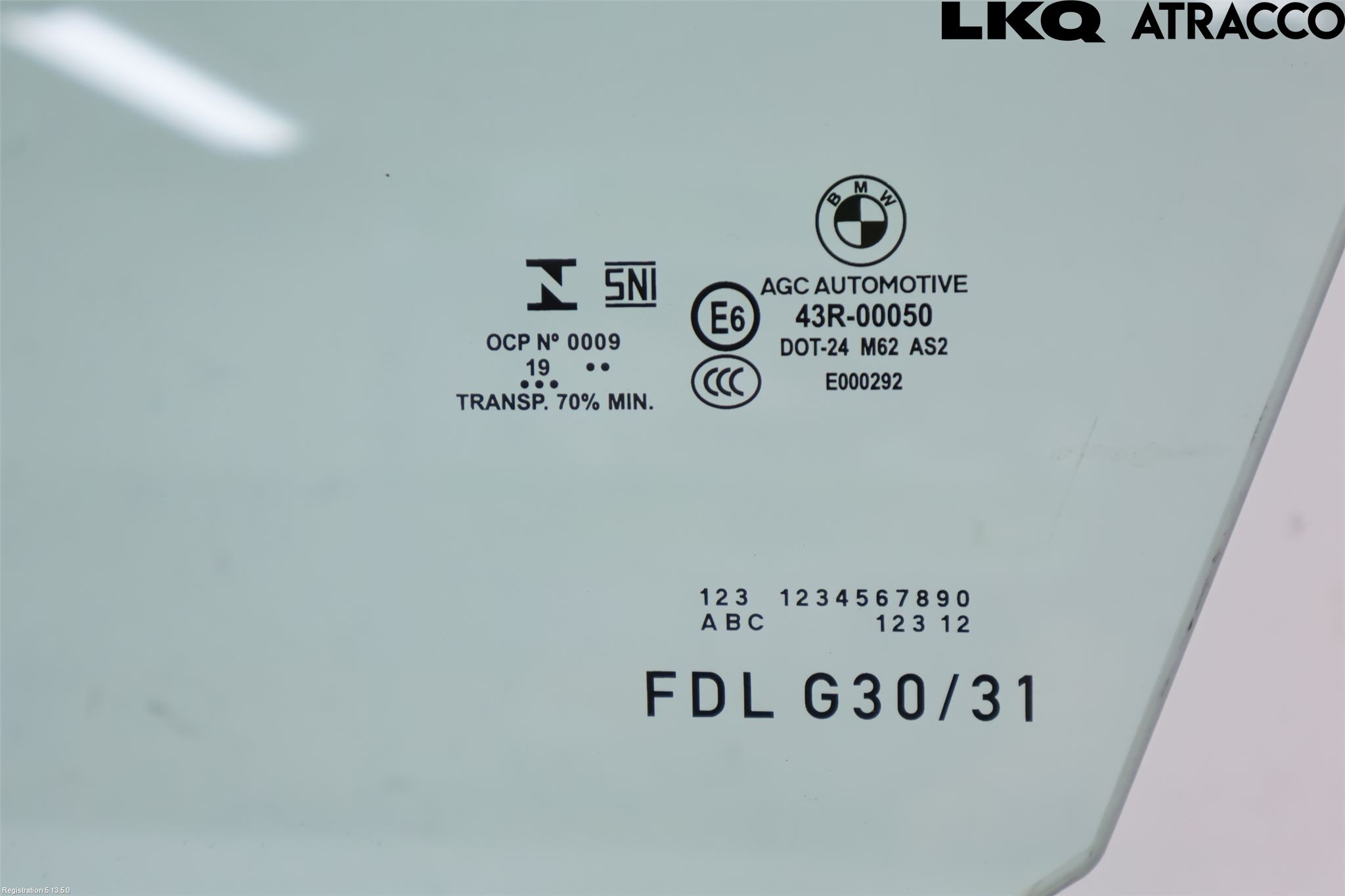 BMW 5 G30/G31/F90 17-23 Dörruta Fram Vänster