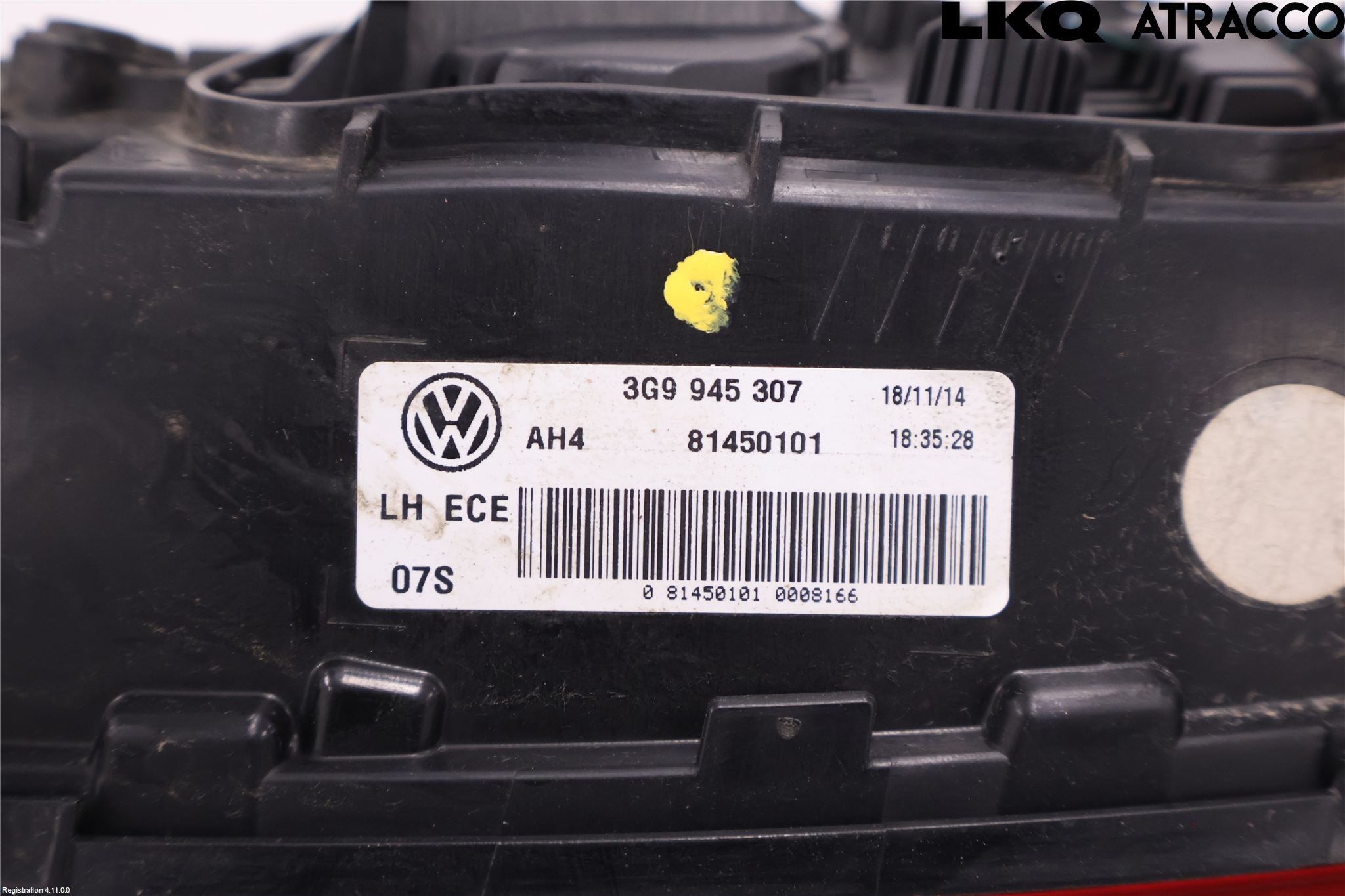 Volkswagen VW PASSAT 15-19 Bakljus Lucka Vä