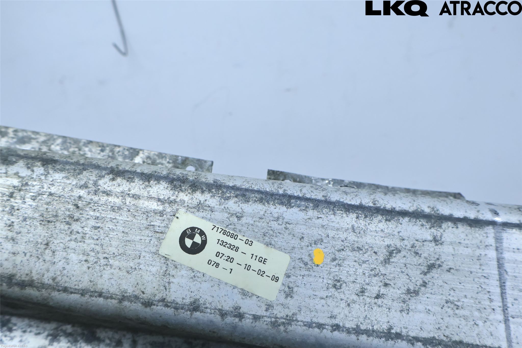 BMW 5 E60/61 Sed/Tou 02-10 Stötfångarbalk Fram