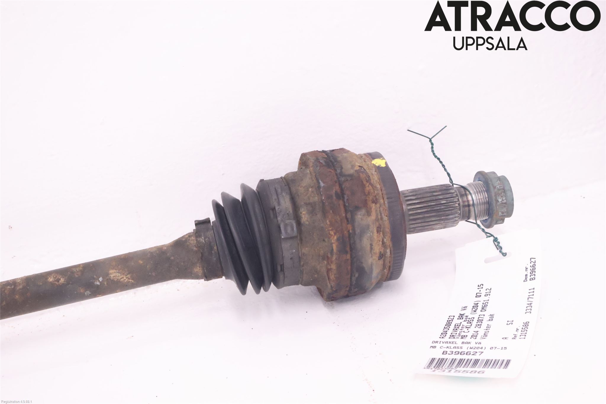 Mercedes-Benz MB C-KLASS (W204) 07-15 Drivaxel Bak Vänster