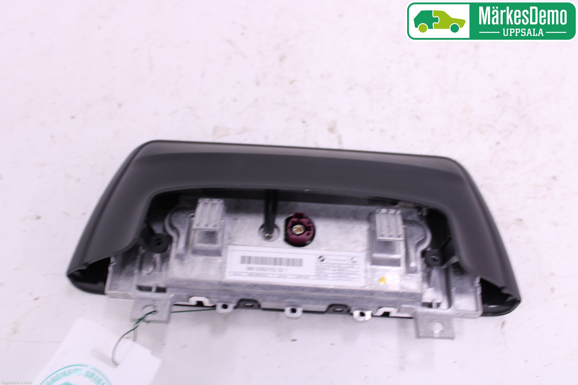 BMW 3 F30/F31/F80 12-19 Bildskärm