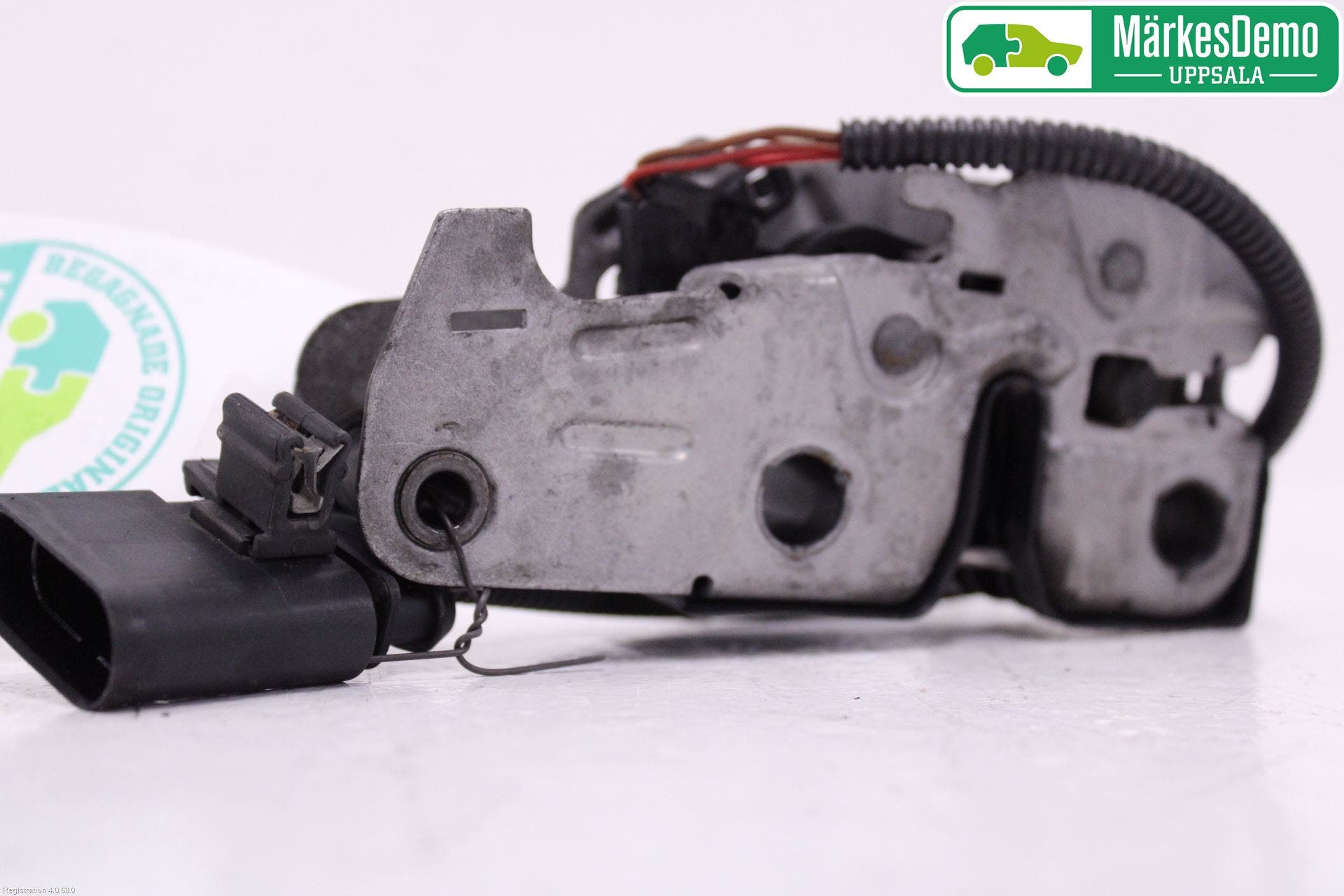 Volkswagen VW TOUAREG 7P 11-18 Huvlås