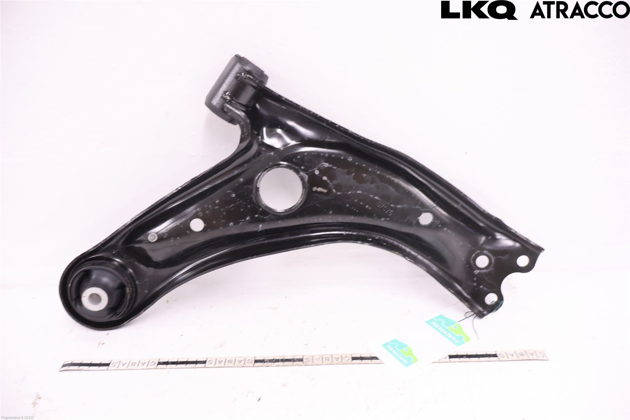 Toyota YARIS CROSS XP21 21- Bärarm Fram Undre Vä