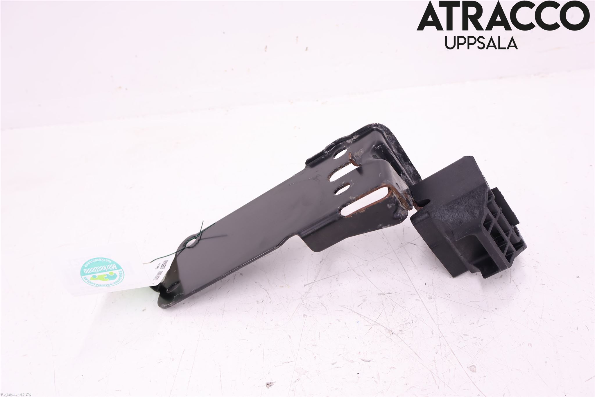 BMW 3 E90/91 SED/TOU 05-12 Kylarfäste-Ram-Balk