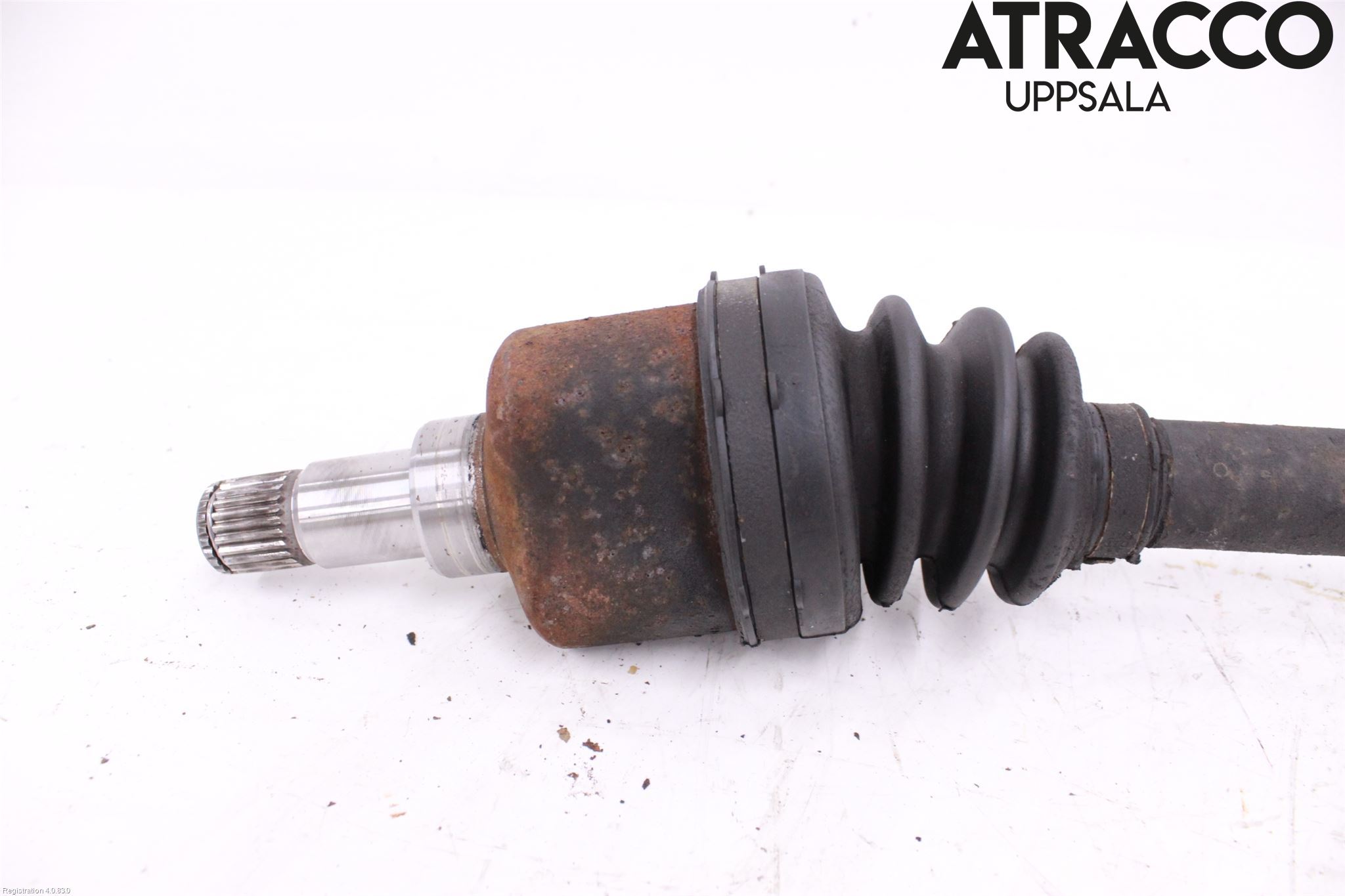 Ford FOCUS     04-07 Drivaxel Fram Vänster
