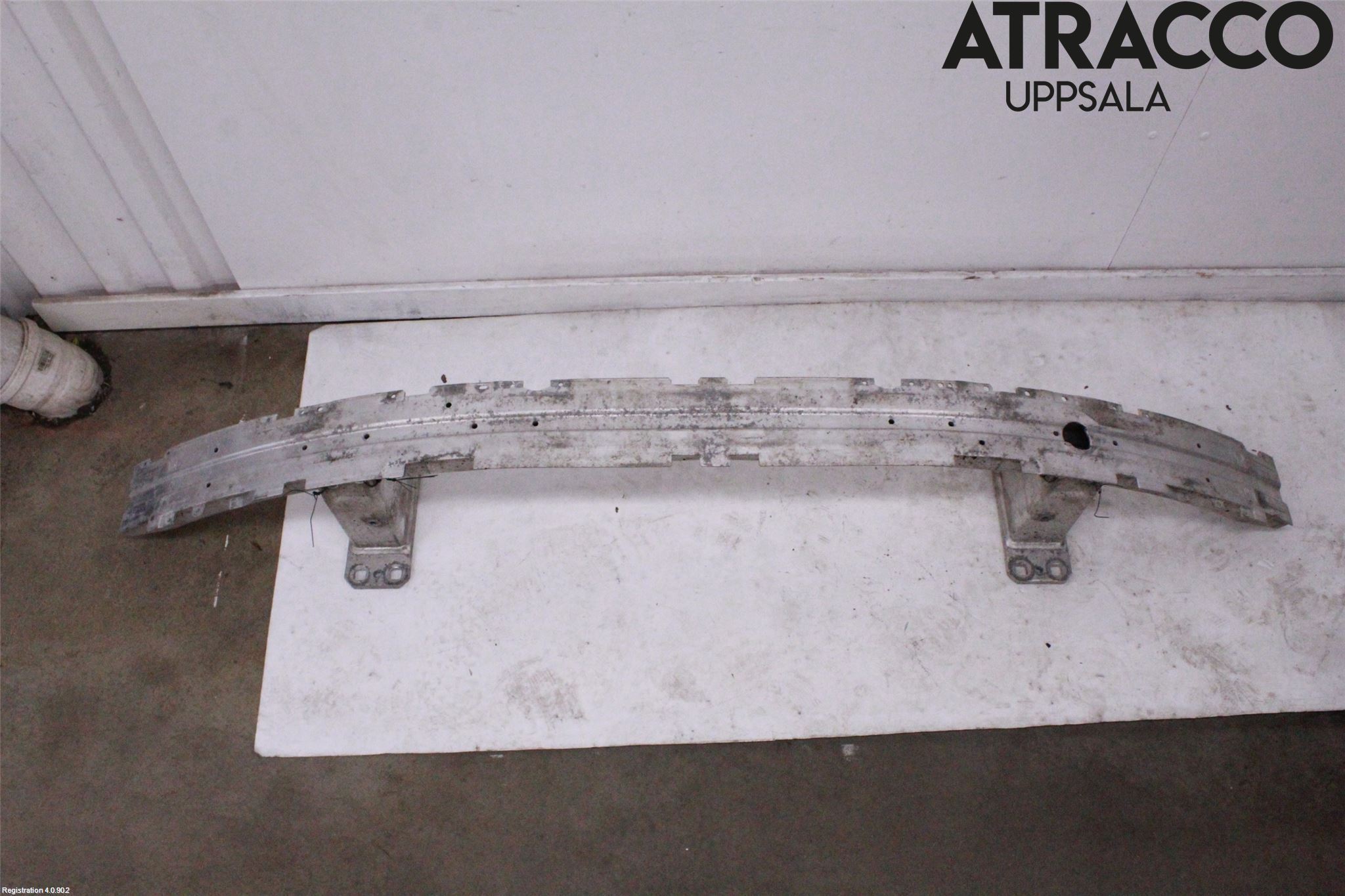 BMW 5 E60/61 Sed/Tou 02-10 Stötfångarbärjärn Fram