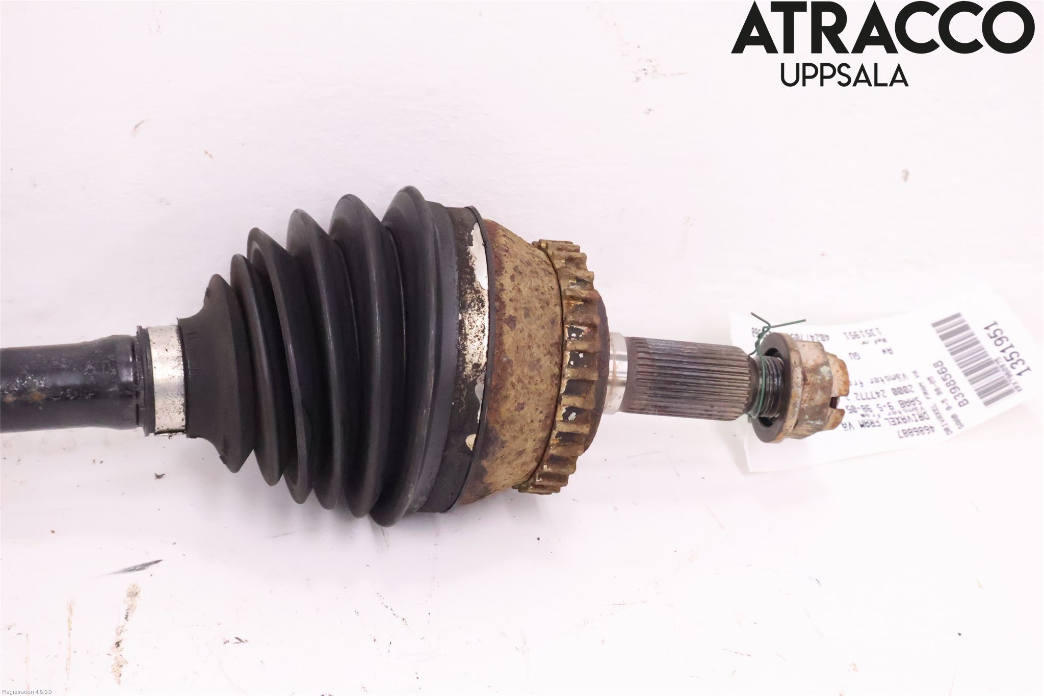 Saab 9-5 -05 Drivaxel Fram Vänster