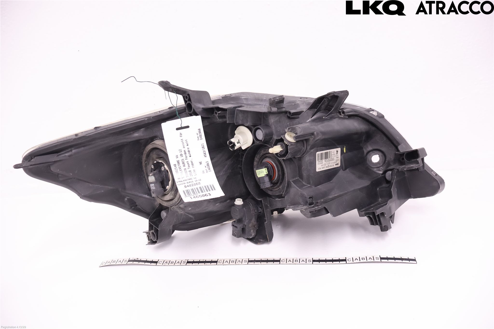 Toyota AURIS 10-12 Strålkastare Vänster