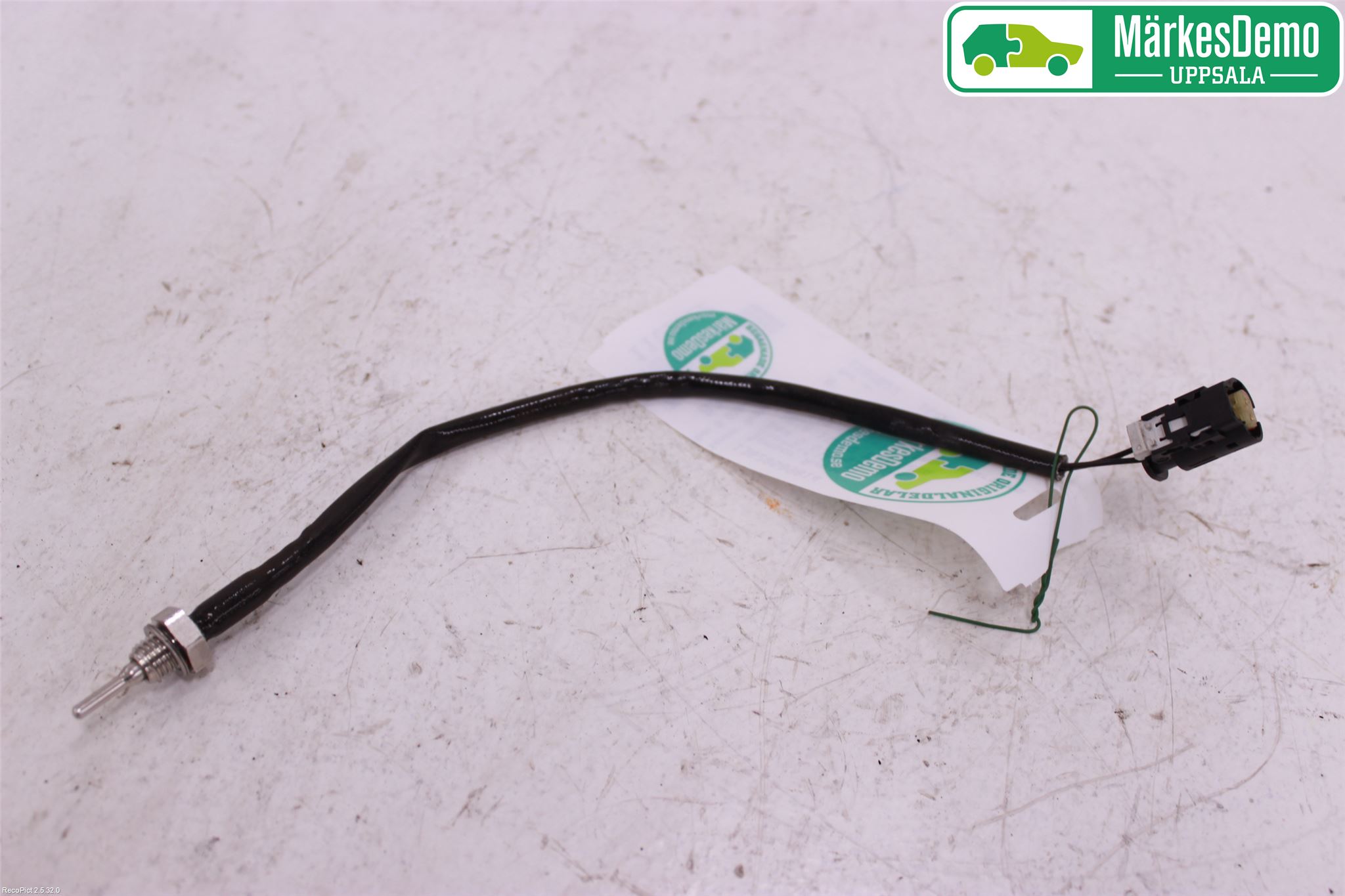 BMW 5 G30/G31/F90 17-23 Sensor Avgas