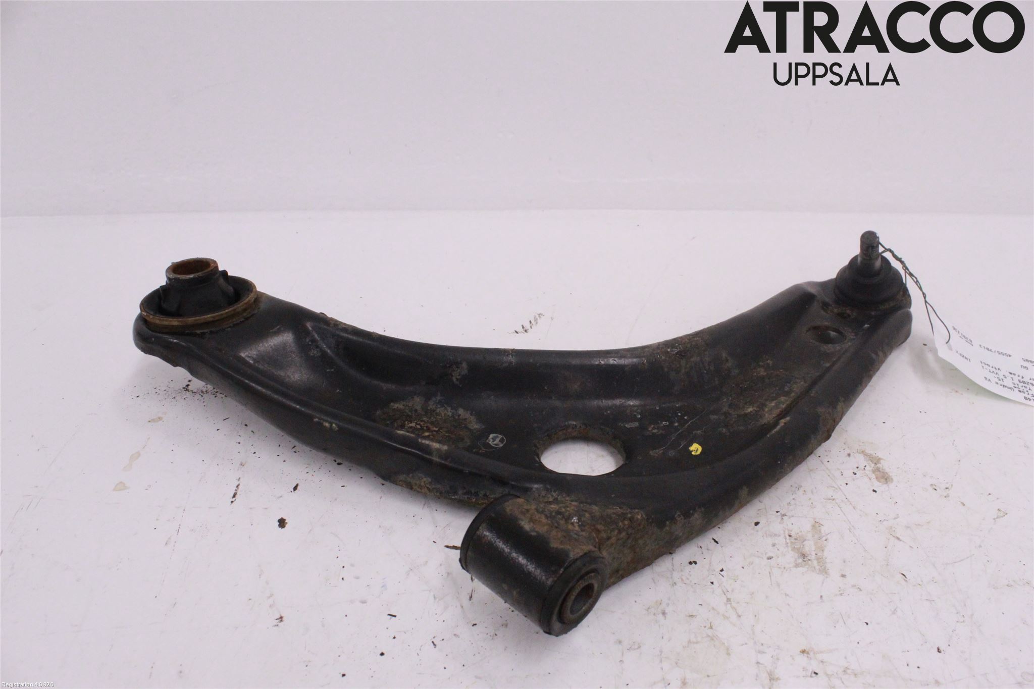 Toyota YARIS XP130 15-20 Bärarm Fram Undre Vä