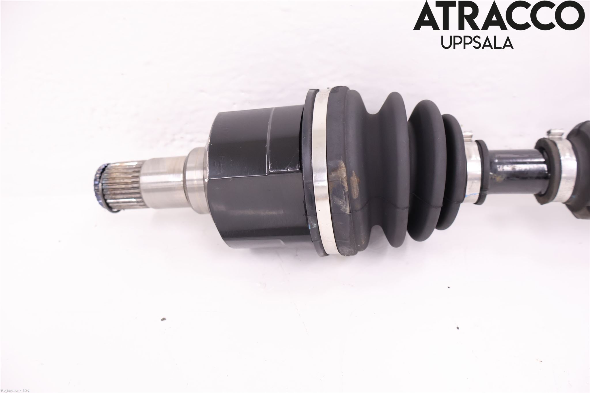 Hyundai i40 16-18 Drivaxel Fram Vänster