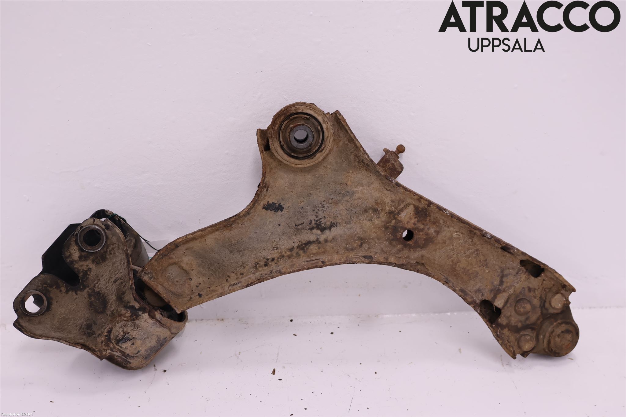 Ford MONDEO 07-15 Bärarm Fram Undre Vä