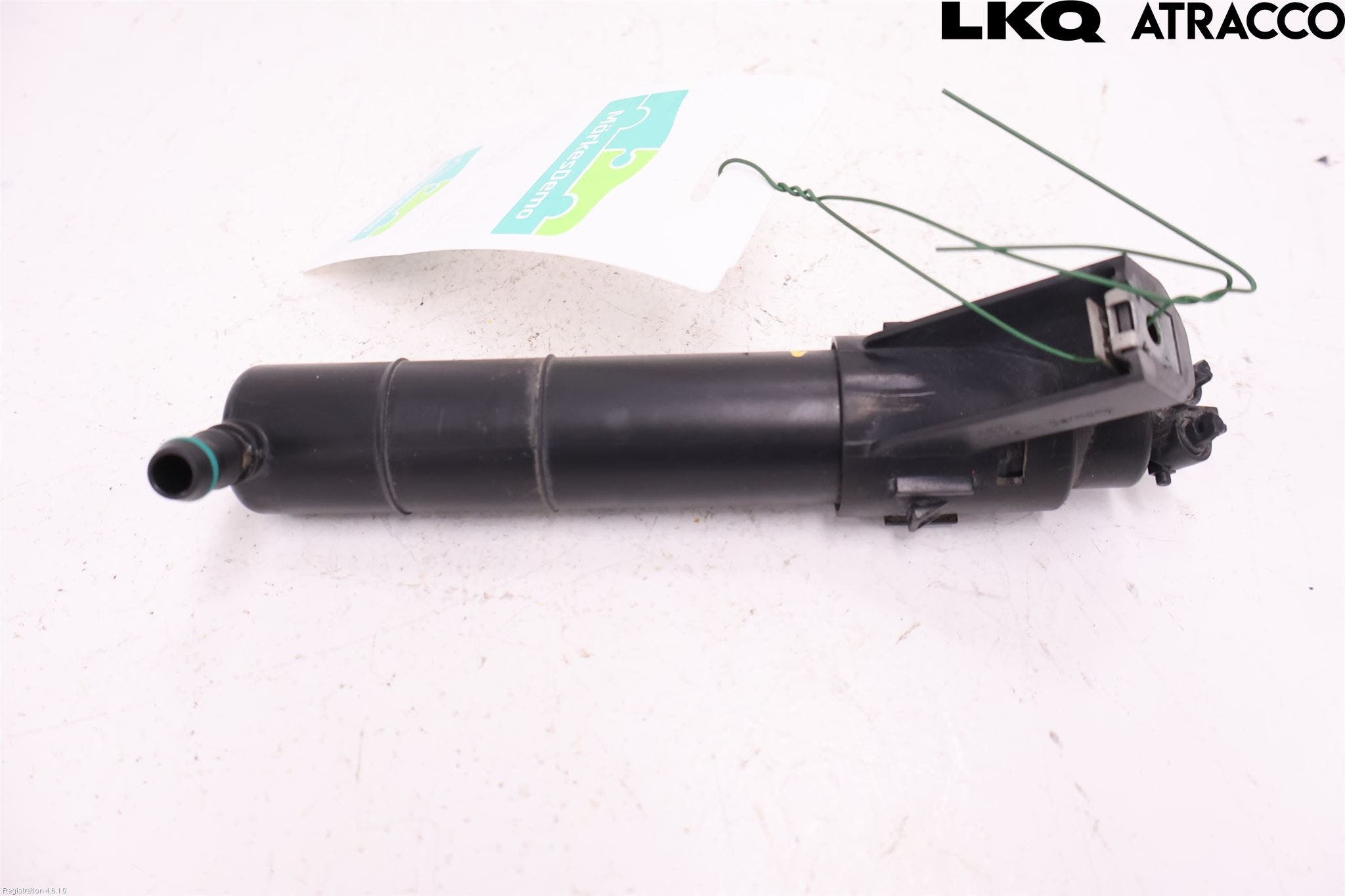 Volkswagen VW SCIROCCO 09-17 Spolarmunstycke Strålkastare