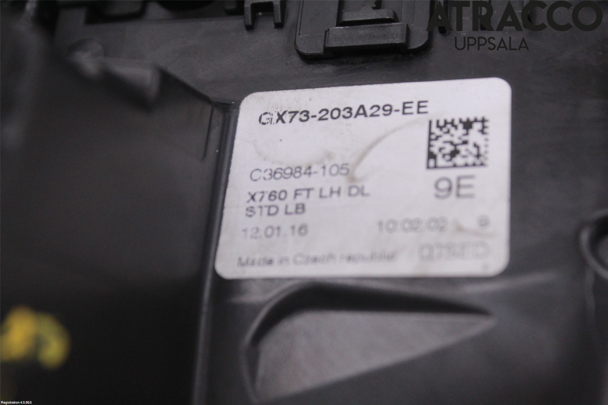 Jaguar XE (X760) 15-24 Låskista-Dörrlås