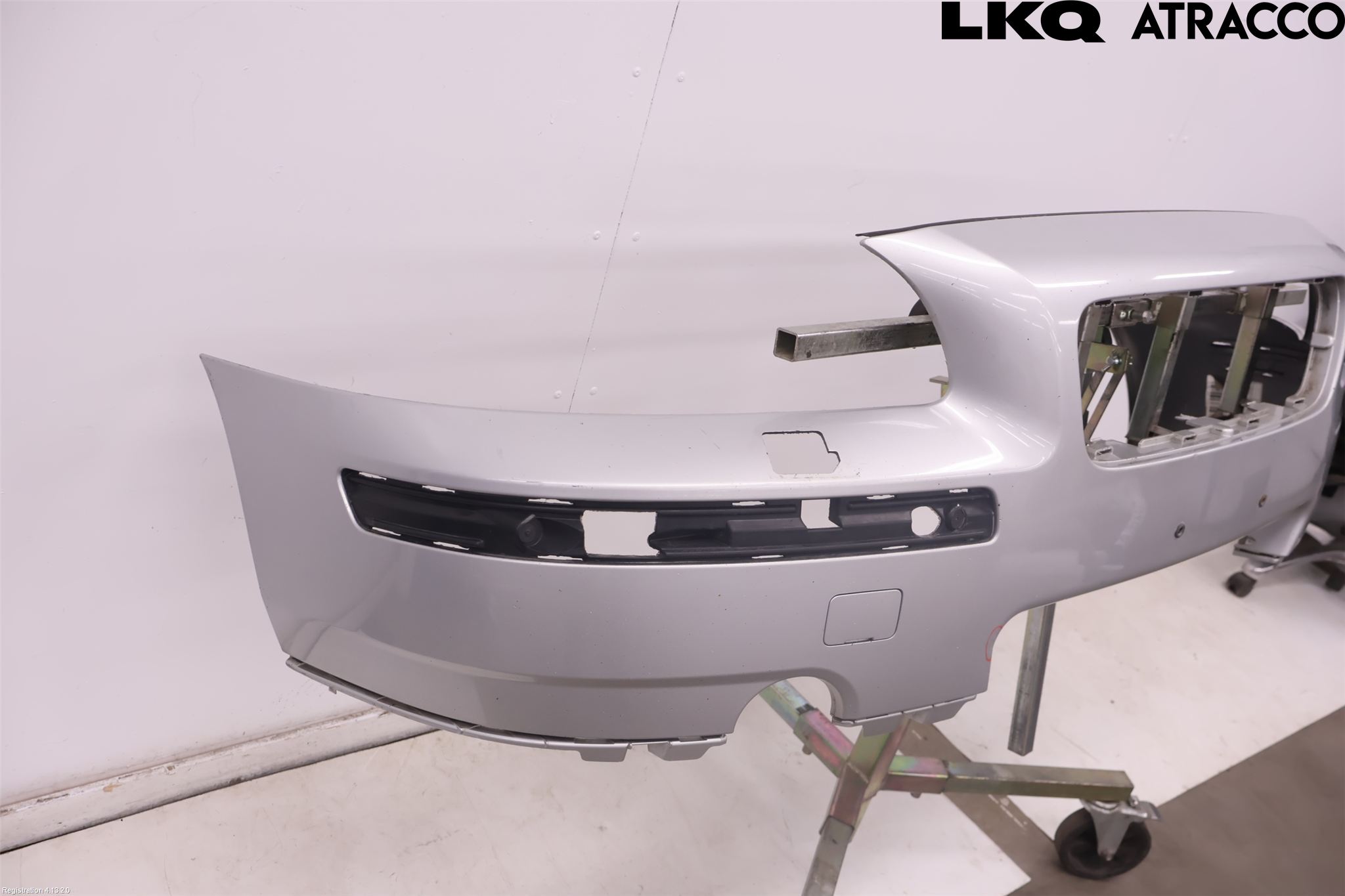 Volvo S60 05-10 Stötfångarbeklädnad Fram