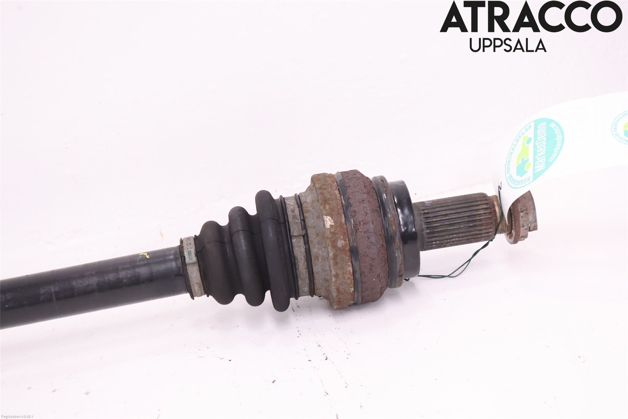 BMW 5 F10/F11/F18 09-17 Drivaxel Bak Höger