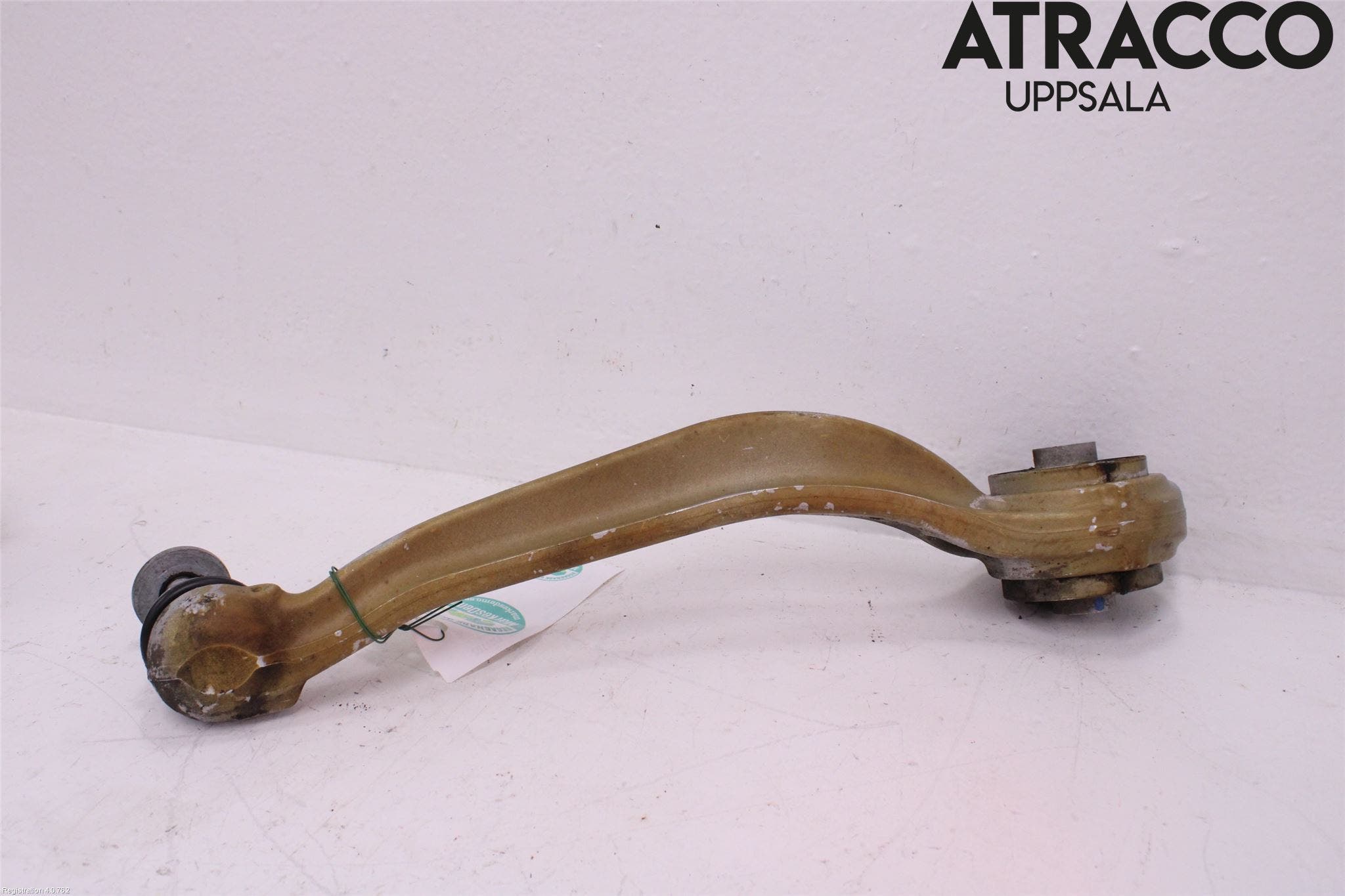 Mercedes-Benz MB C-KLASS (W205) 14-21 Bärarm Fram Undre Vä