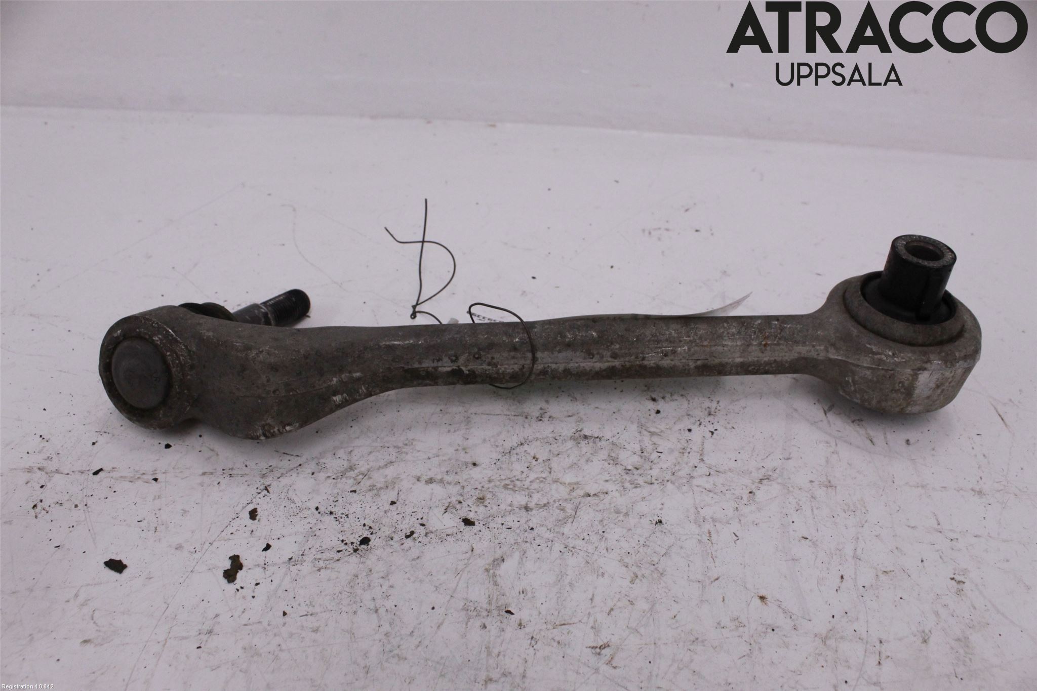 BMW 3 E90/91 SED/TOU 05-12 Bärarm Fram Undre Hö