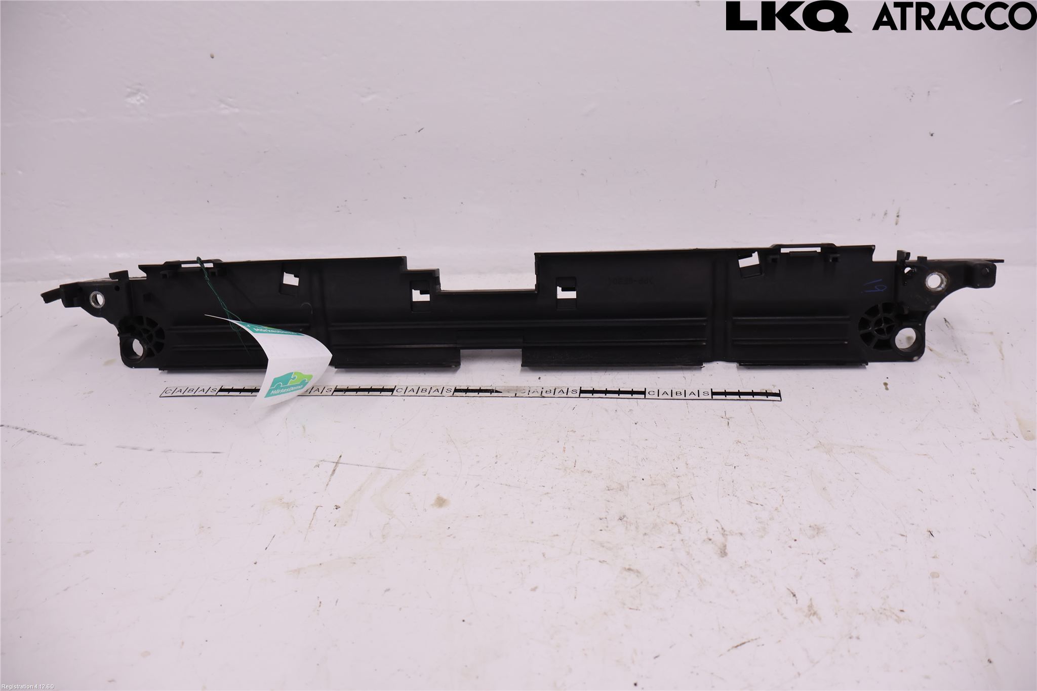 Toyota AURIS 13-19 Kylarfäste-Ram-Balk