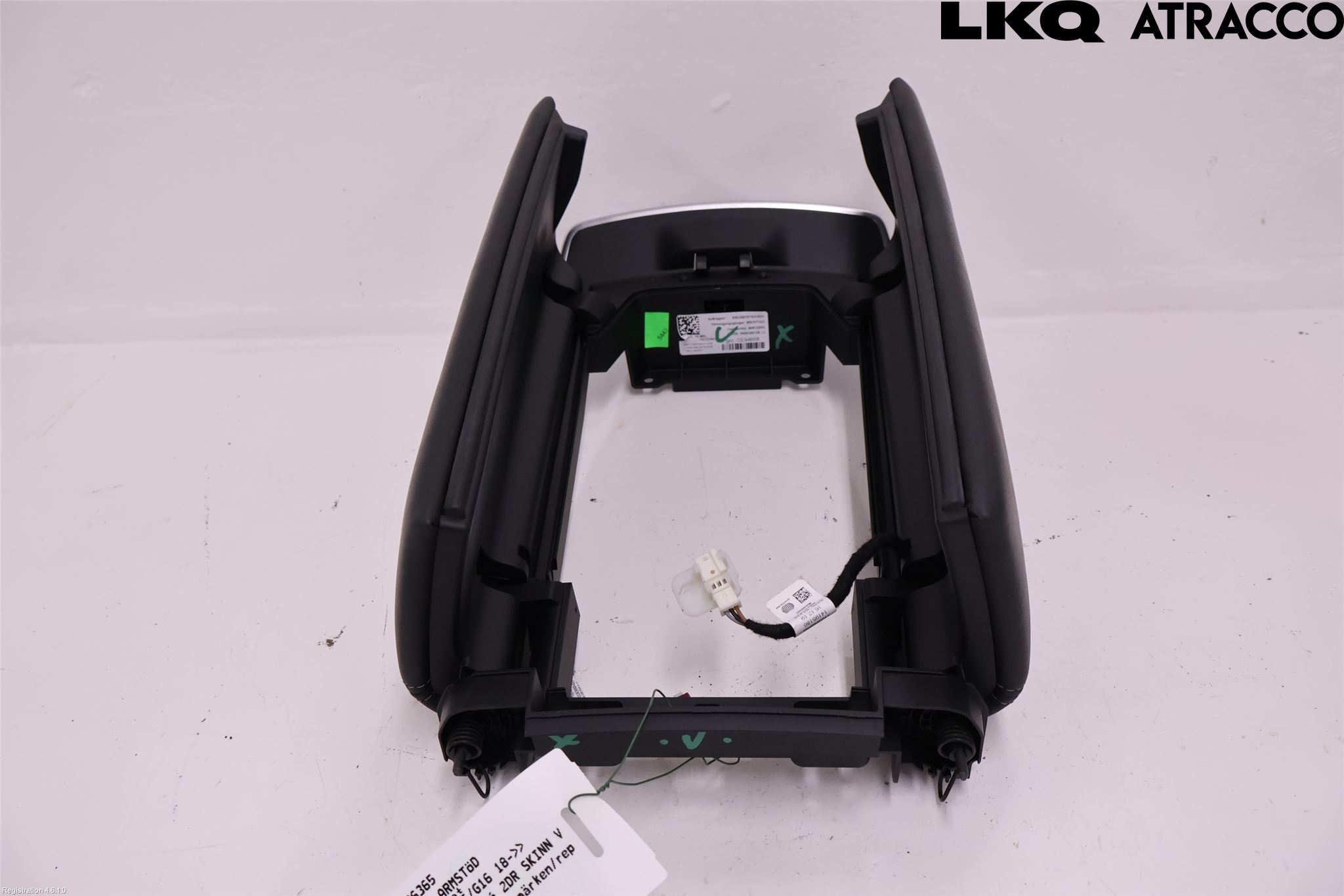 BMW 8 G14/G15/G16 18- Inredning Armstöd