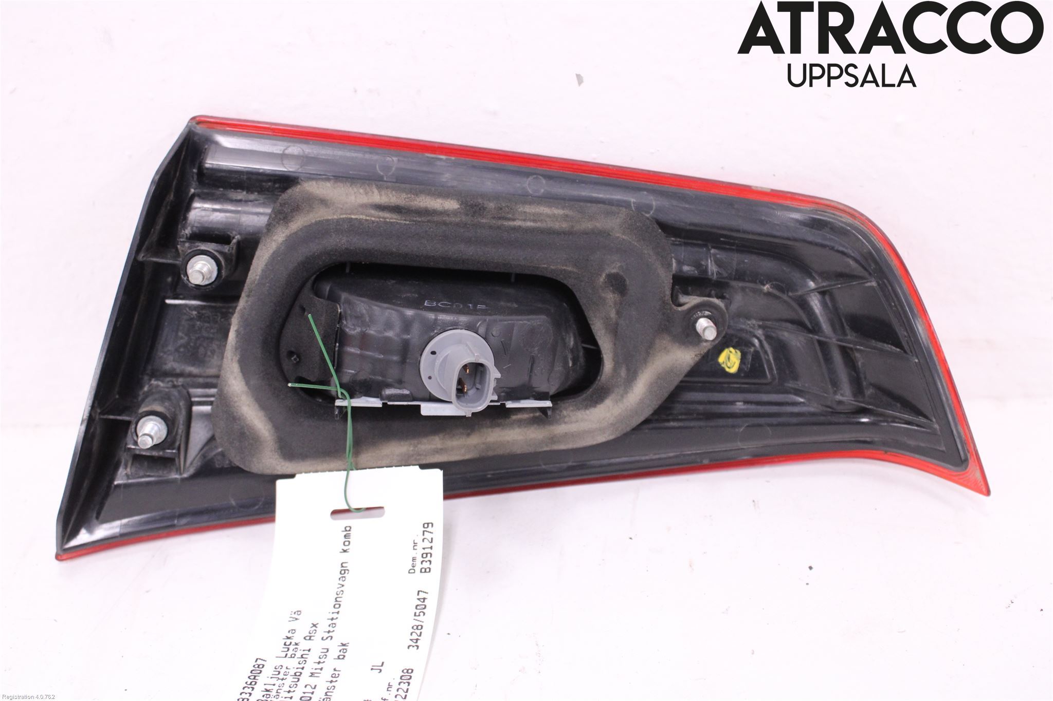 Mitsubishi ASX 10-22 Bakljus Lucka Vä