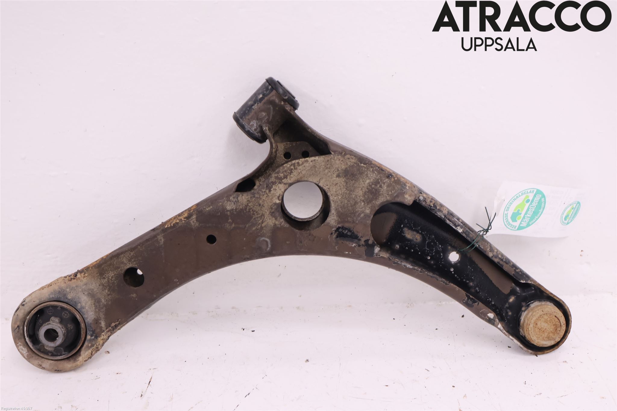 Mitsubishi ECLIPS CROSS Bärarm Fram Undre Vä