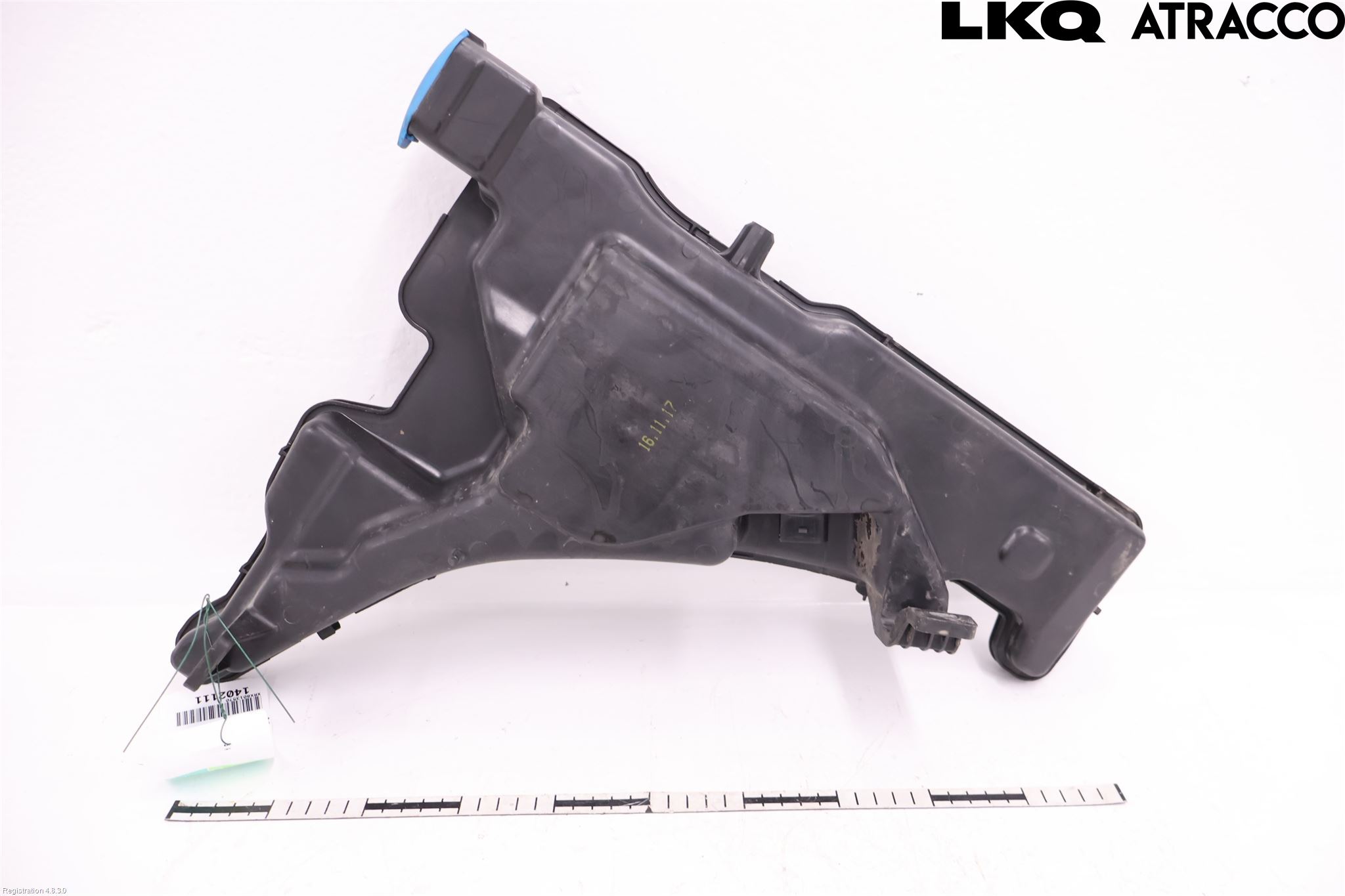 Audi A4/S4 B9 16-19 Spolartank Vindruta-Strål