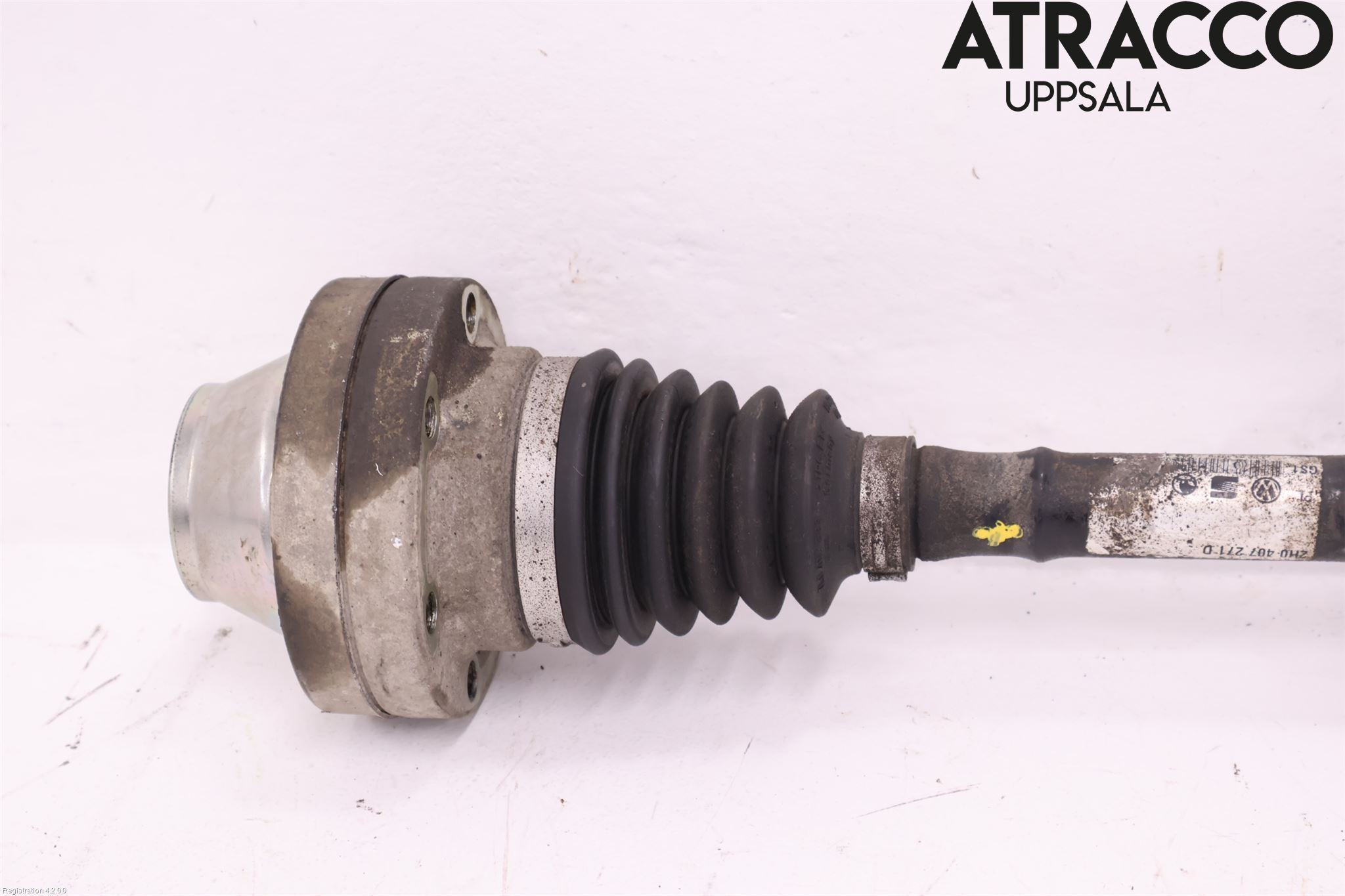 Volkswagen VW AMAROK 2H 10-22 Drivaxel Fram Vänster